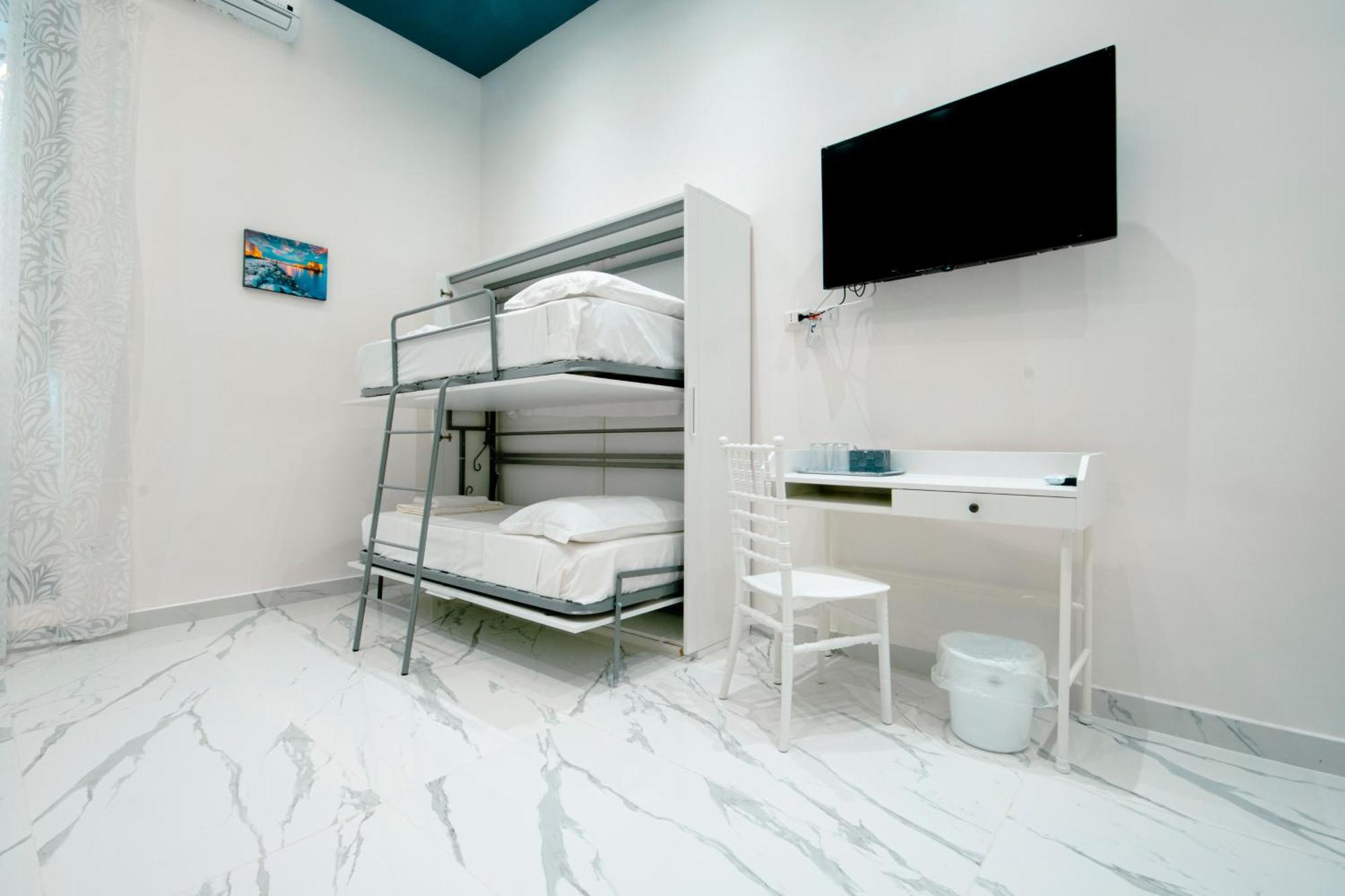 B&B Oasi Montesanto Napoli Bagian luar foto
